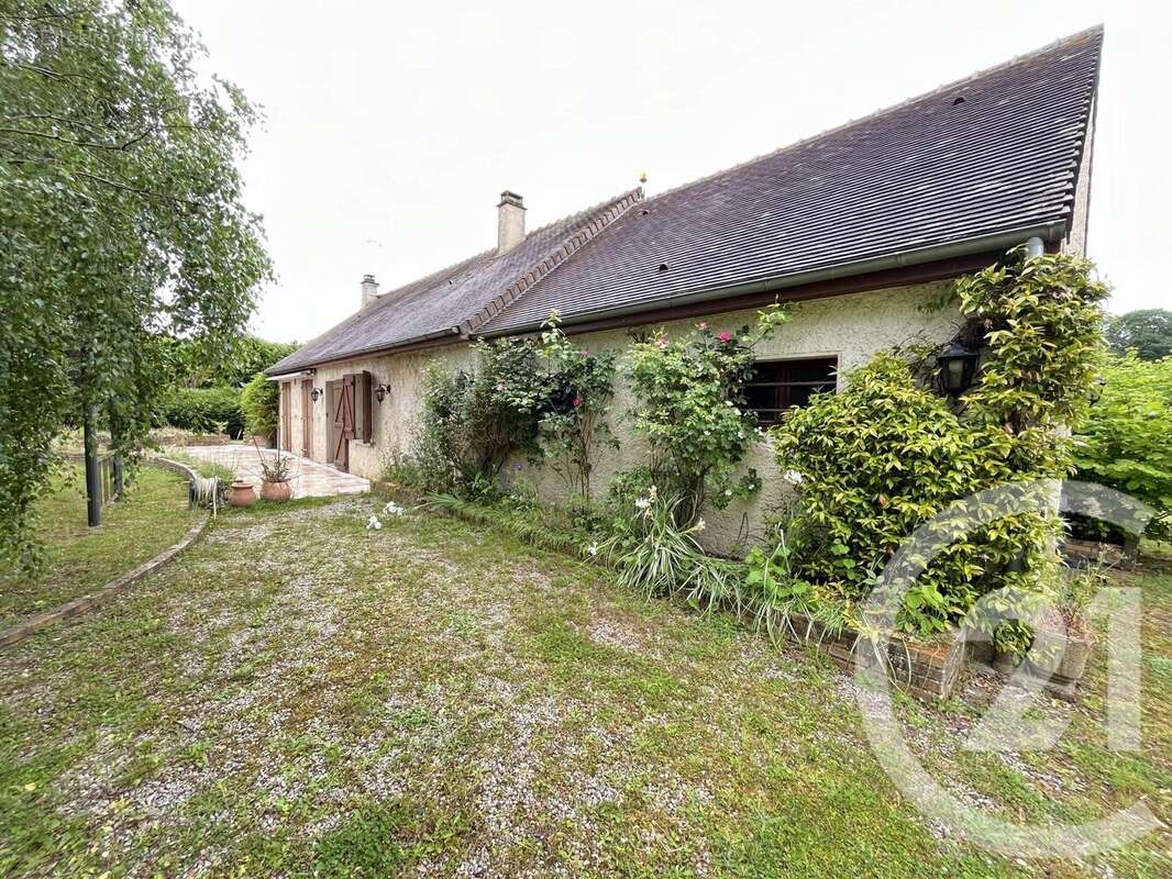 Maison à HOULBEC-COCHEREL