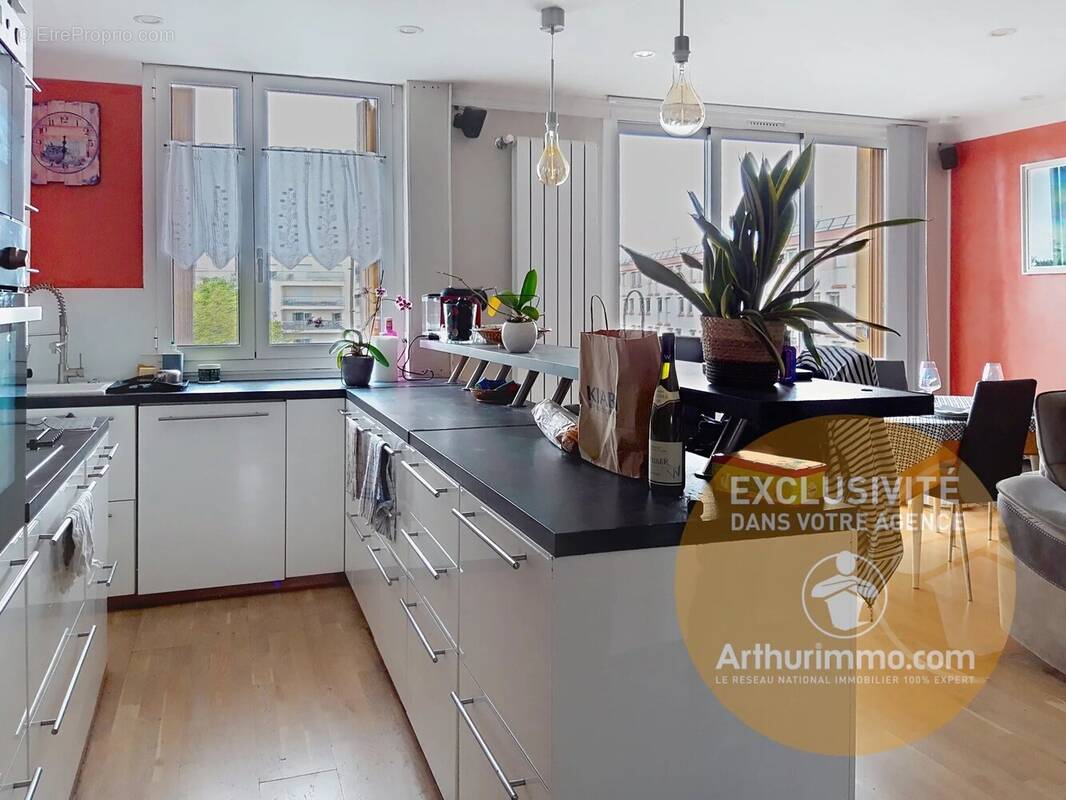 Appartement à COLOMBES