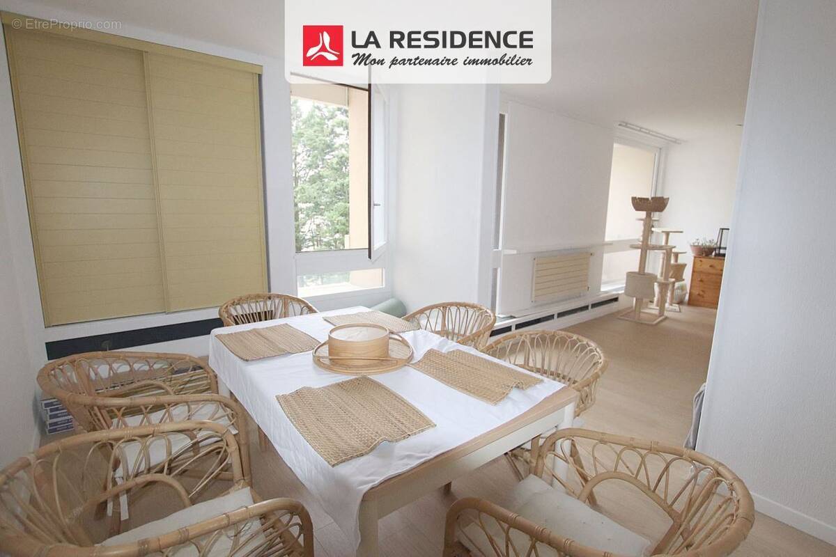 Appartement à ELANCOURT