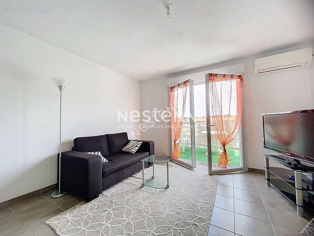 Appartement à VALLAURIS