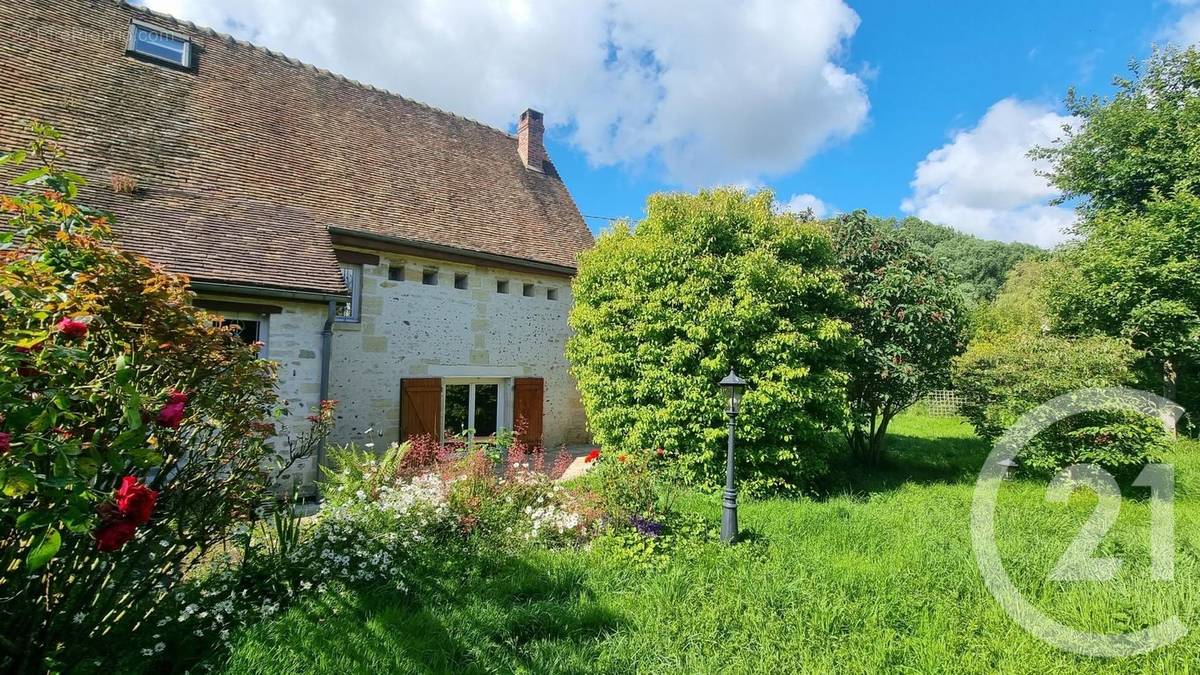 Maison à FAY-LES-ETANGS