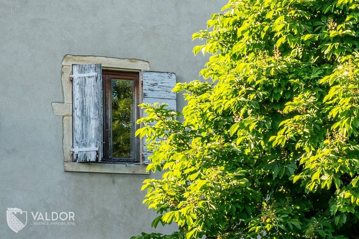 Maison à LES CHERES