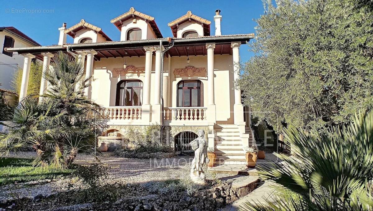 Maison à CANNES
