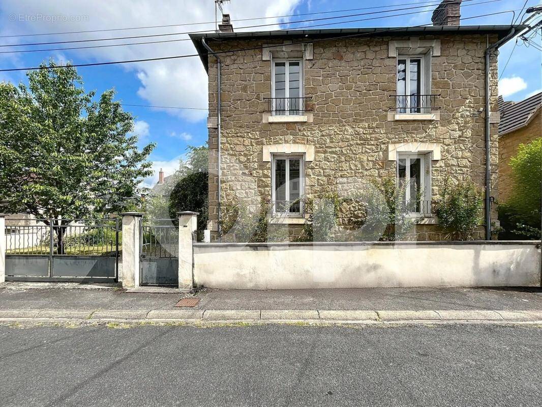Maison à BRIVE-LA-GAILLARDE