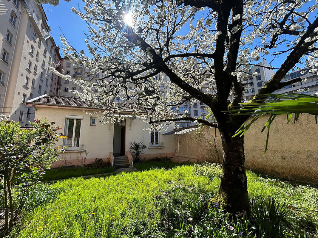 Maison à LYON-3E