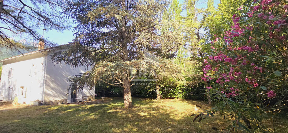 Maison à AXAT
