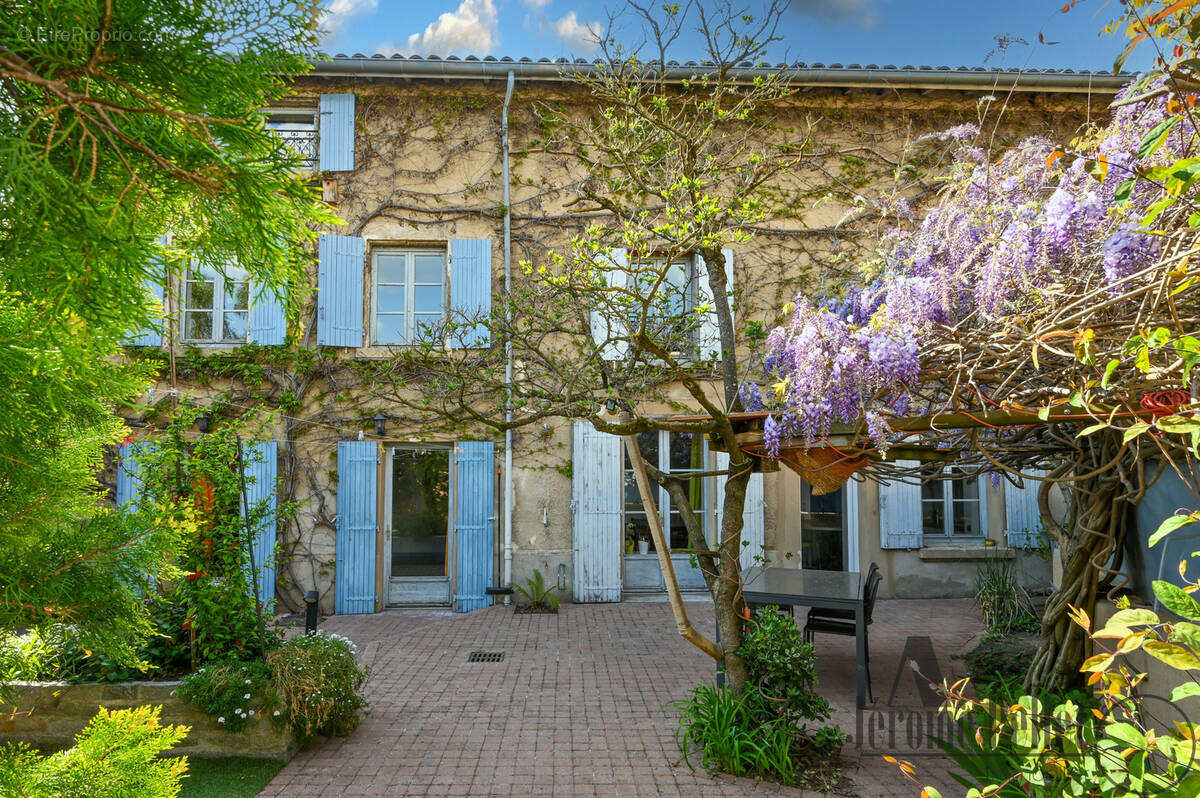 Maison à TERNAY