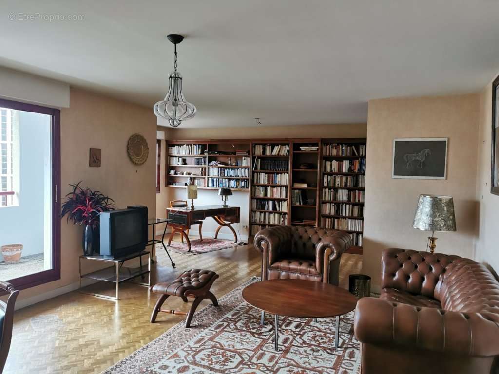 Appartement à LYON-7E