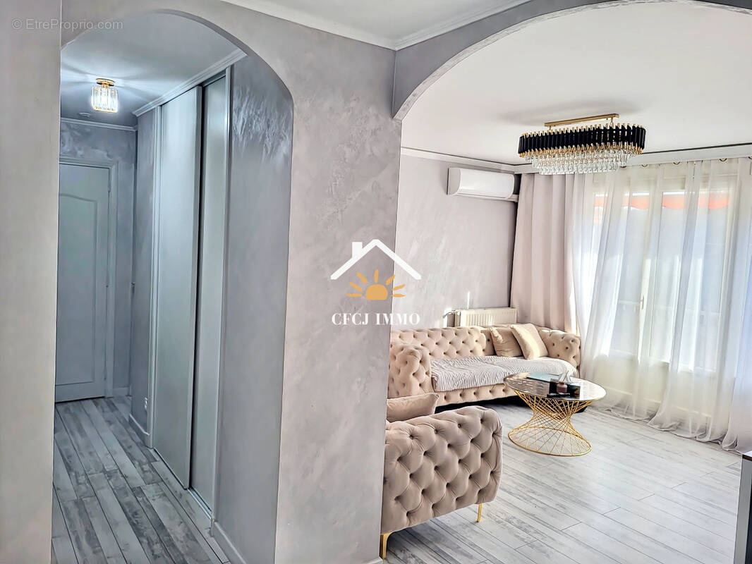 Appartement à GIVORS