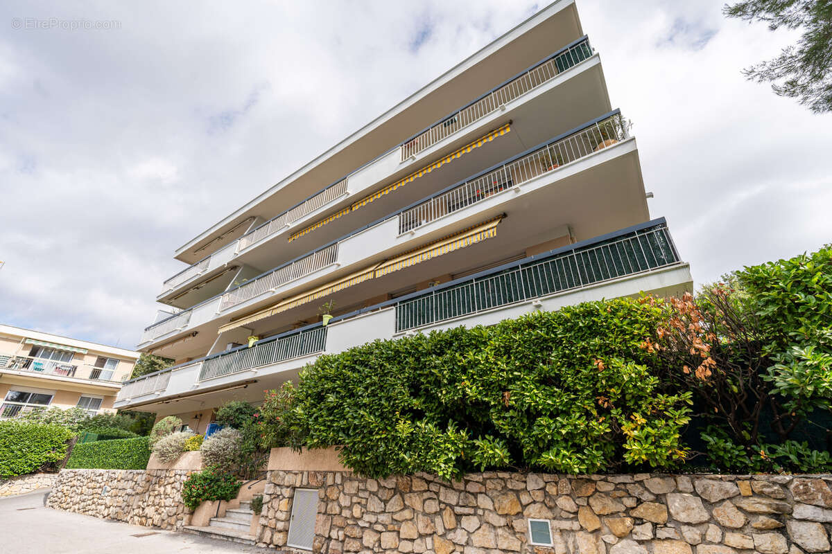 Appartement à VENCE