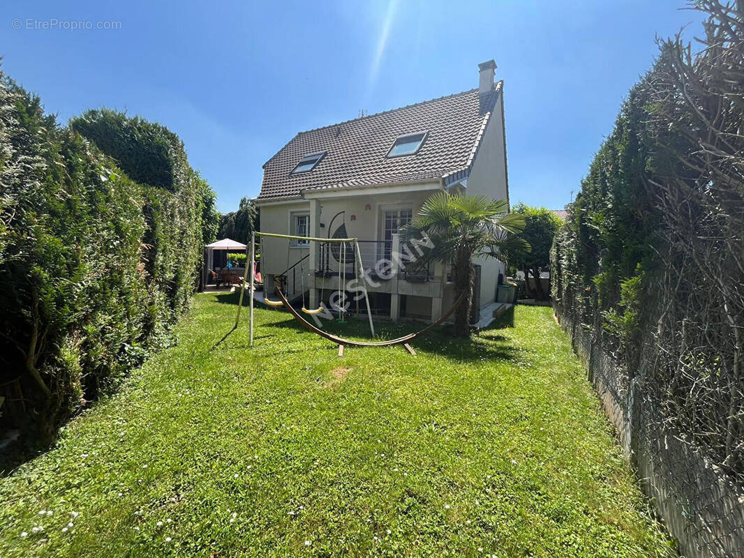 Maison à FOSSES