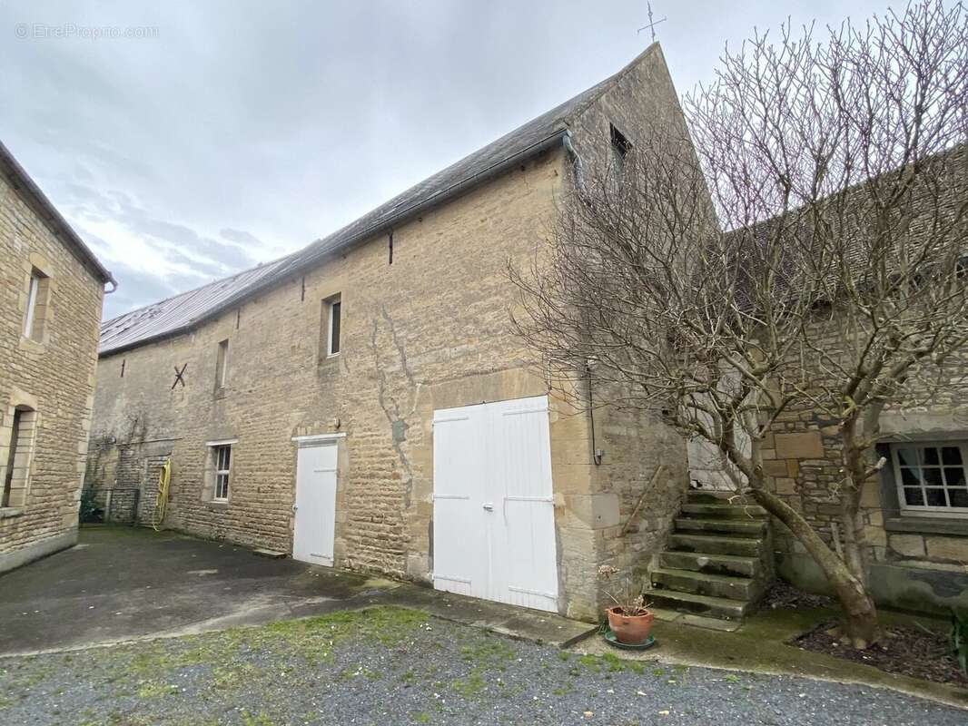Maison à COURSEULLES-SUR-MER