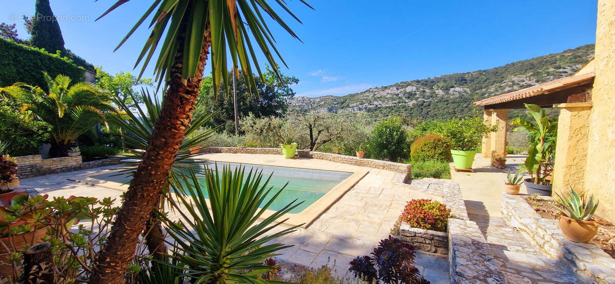 Maison à SAINT-MARTIN-D&#039;ARDECHE