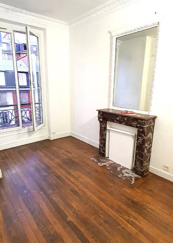 Appartement à PARIS-19E