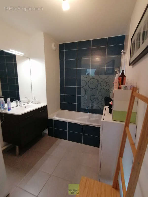 Appartement à SAINT-LAURENT-DE-MURE