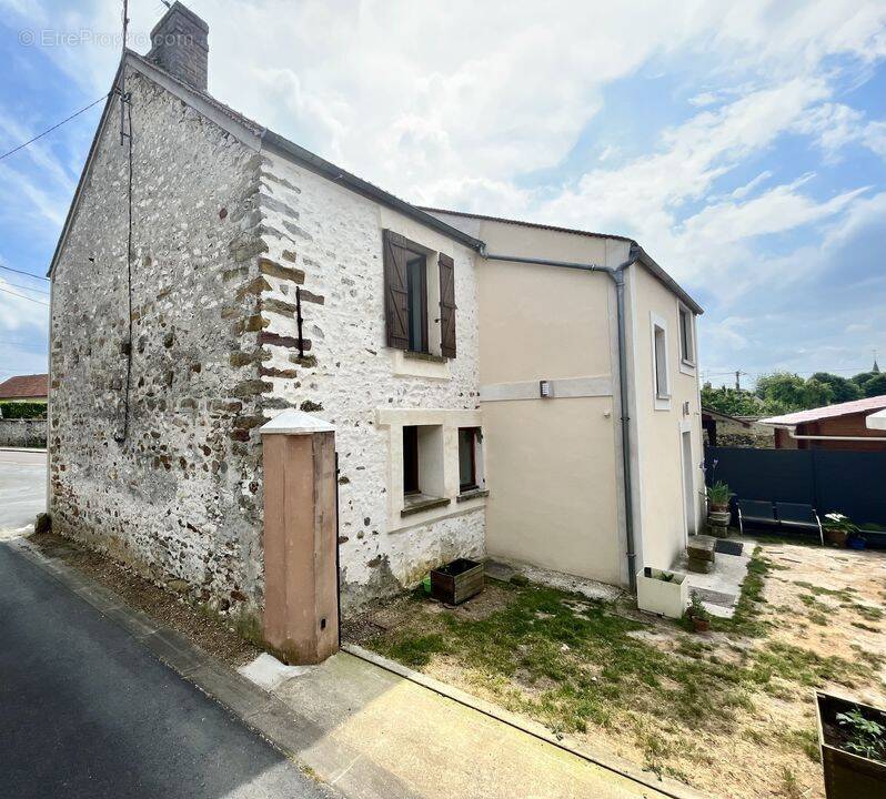 Maison à NANGIS