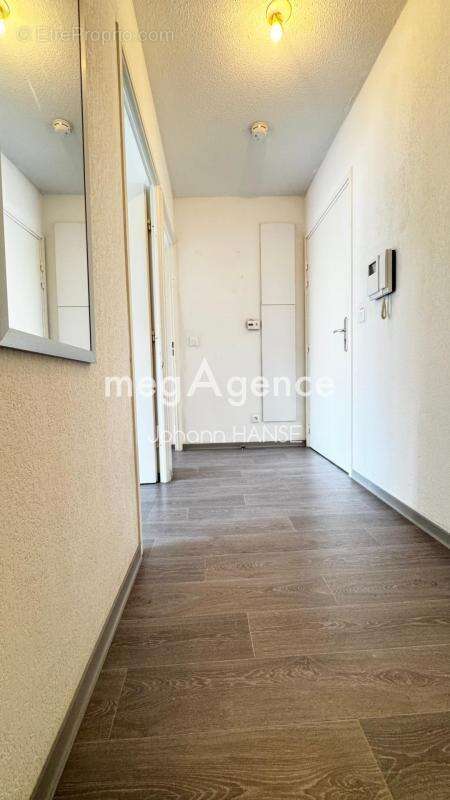 Appartement à PUGET-SUR-ARGENS