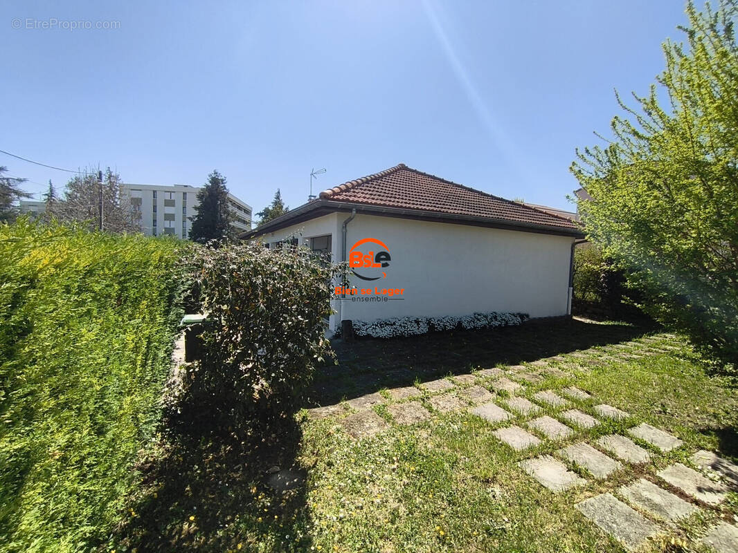 Vente Pavillon Plain Pied COURNON D&#039;AUVERGNE - Agence Immobilière BSLE COURNON - Maison à COURNON-D&#039;AUVERGNE