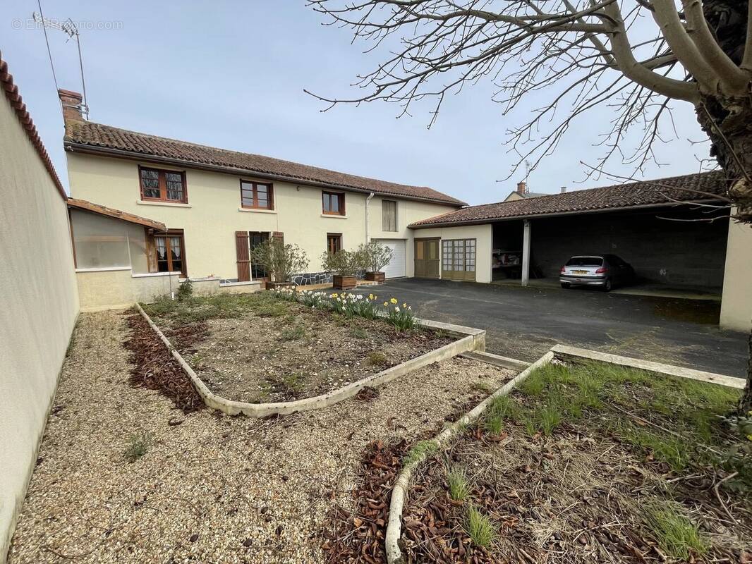 Maison à AULNAY