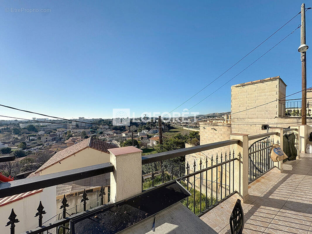Appartement à MARSEILLE-13E