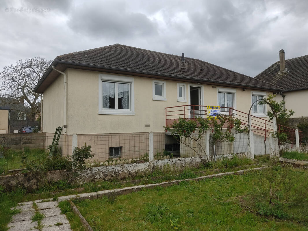 Maison à FILLE