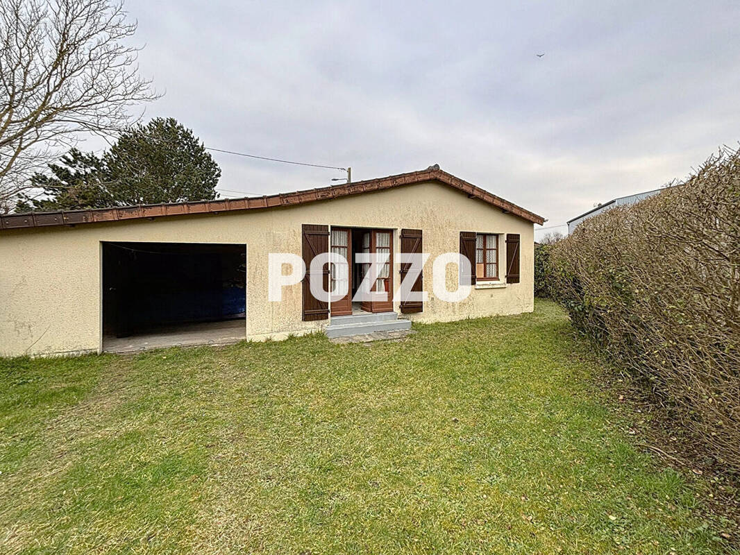Maison à AGON-COUTAINVILLE