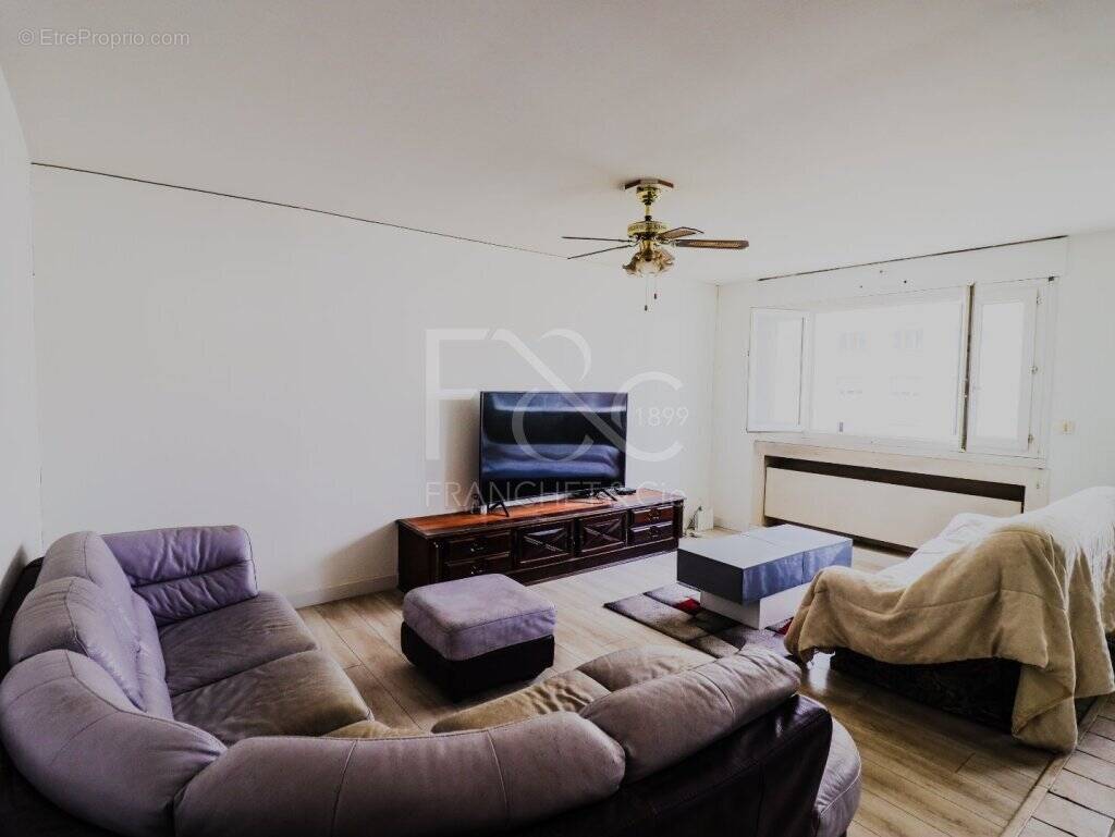 Appartement à LYON-6E