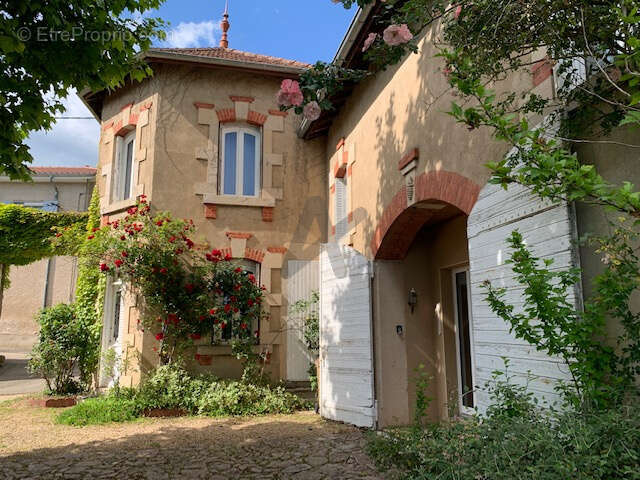 Maison à VILLEFRANCHE-SUR-SAONE