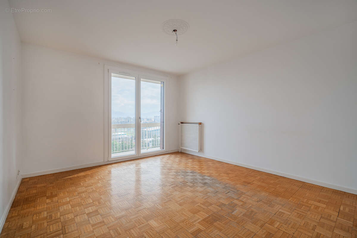 Appartement à SEYSSINET-PARISET