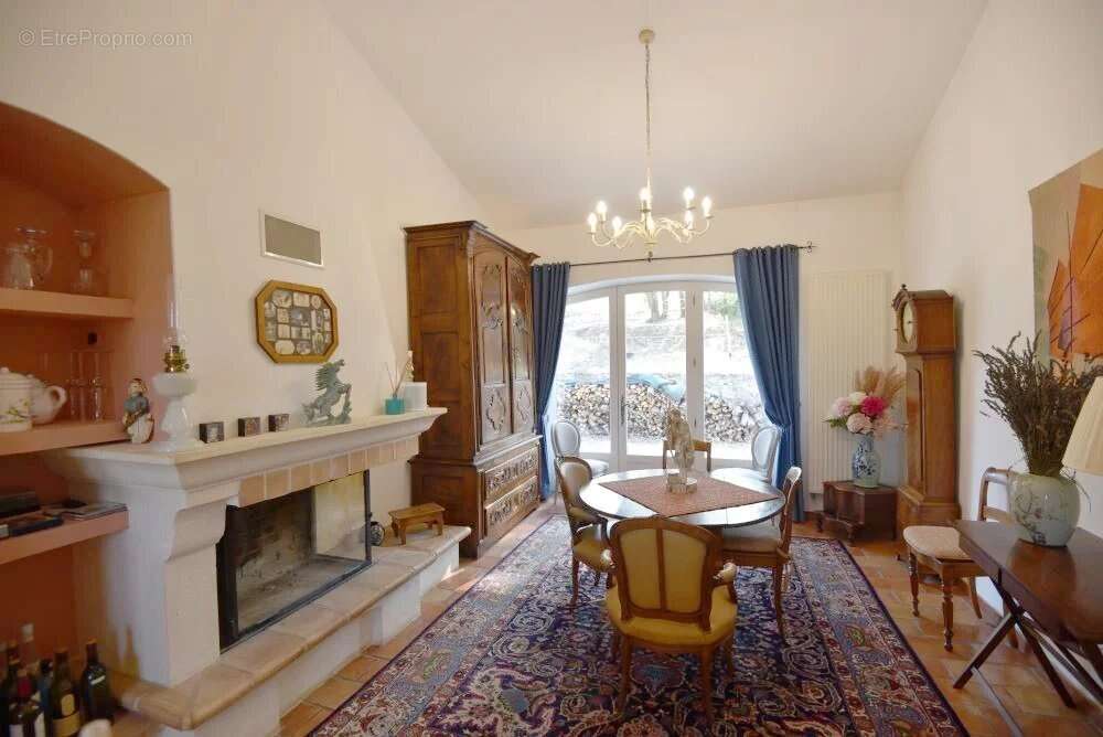 Maison à FAYENCE