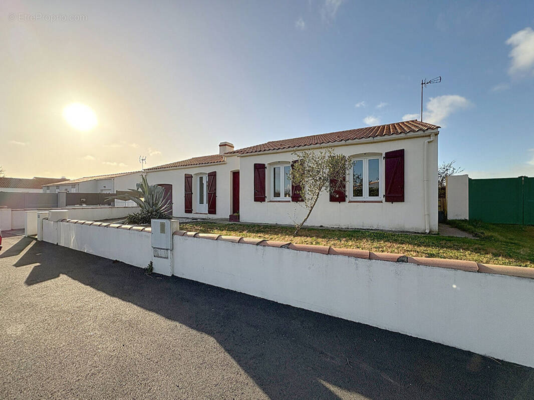 Maison à SALLERTAINE
