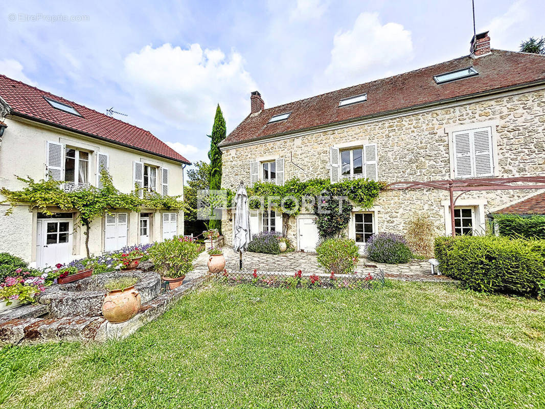 Maison à LUZARCHES
