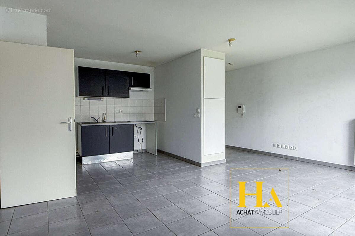 Appartement à COLOMIERS