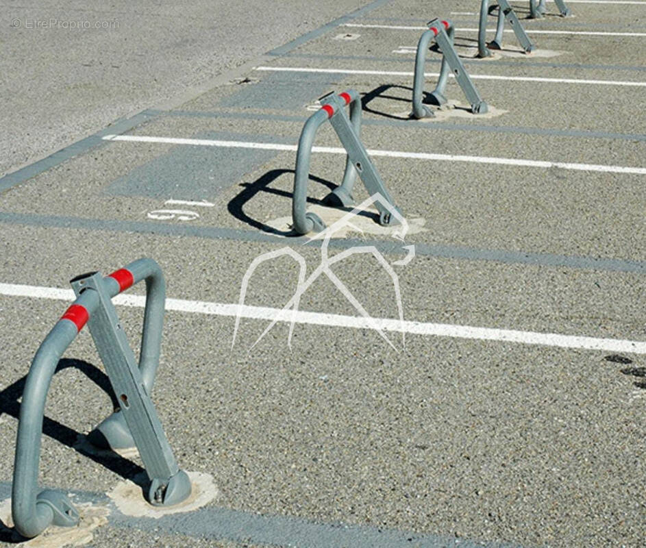 Parking à LA GRANDE-MOTTE