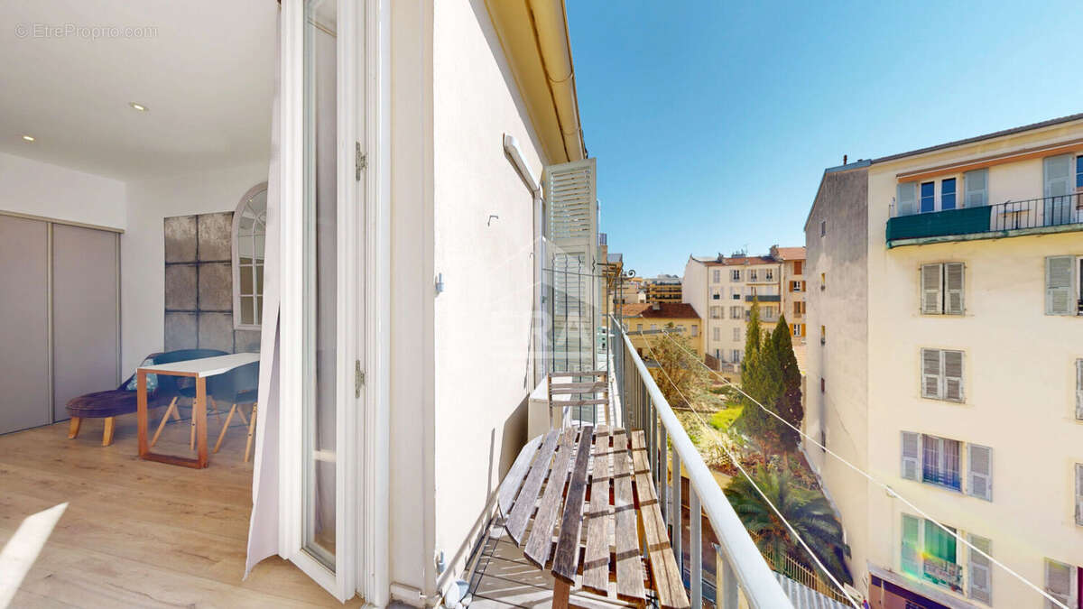 Appartement à NICE