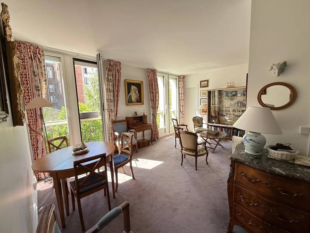Appartement à BOULOGNE-BILLANCOURT