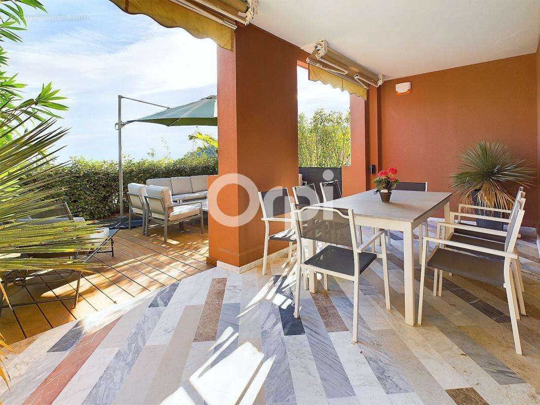 Appartement à THEOULE-SUR-MER