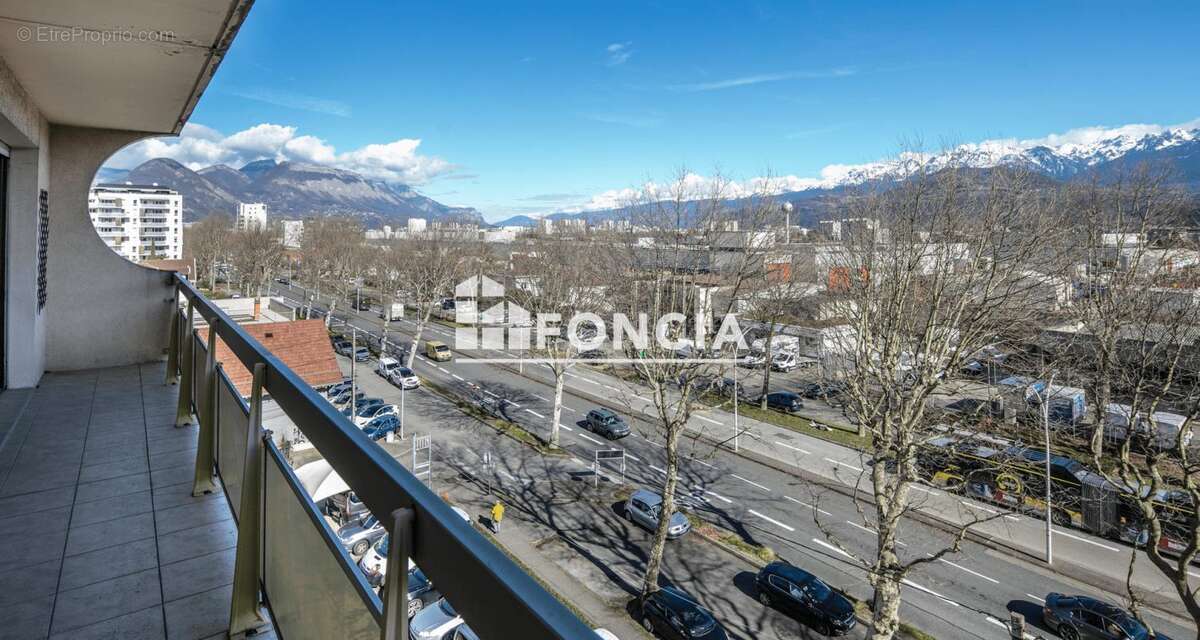 Appartement à ECHIROLLES