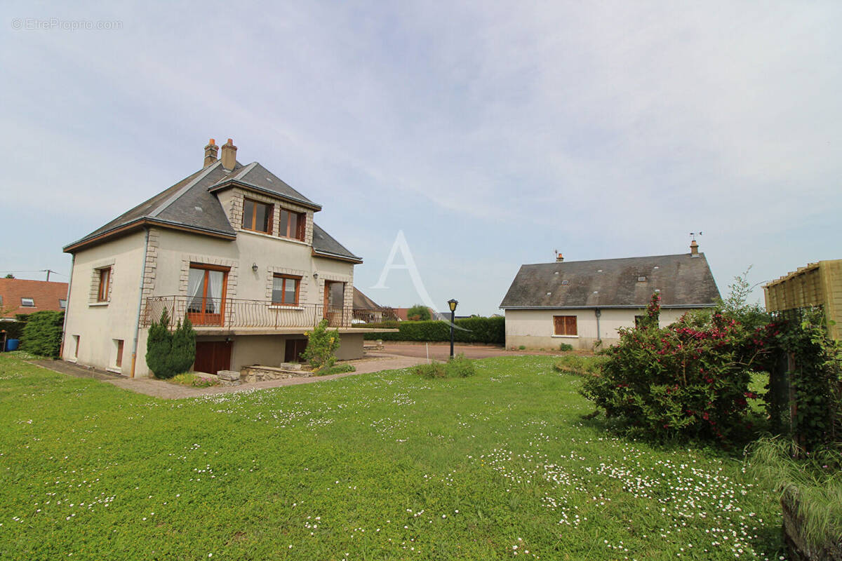 Maison à VINEUIL