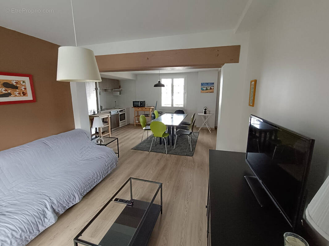 Appartement à CIBOURE