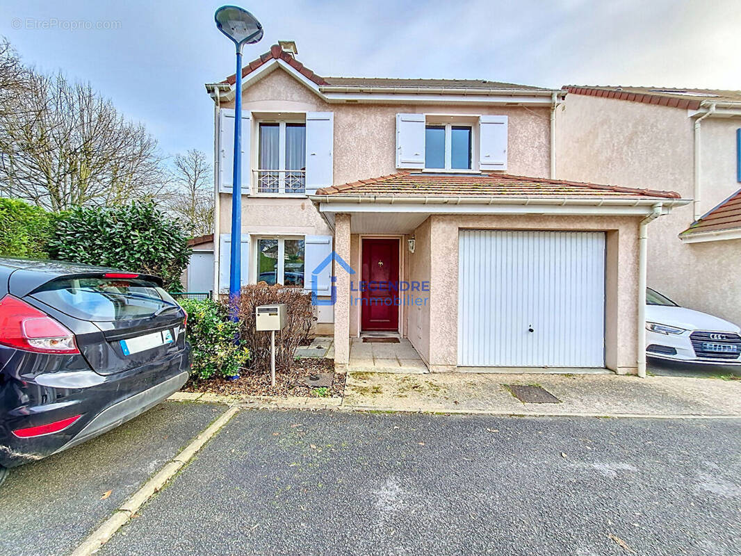 Maison à CORMEILLES-EN-PARISIS