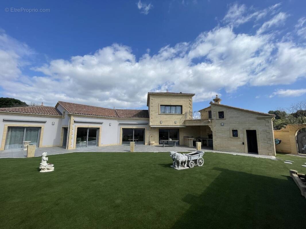 Maison à BEZIERS
