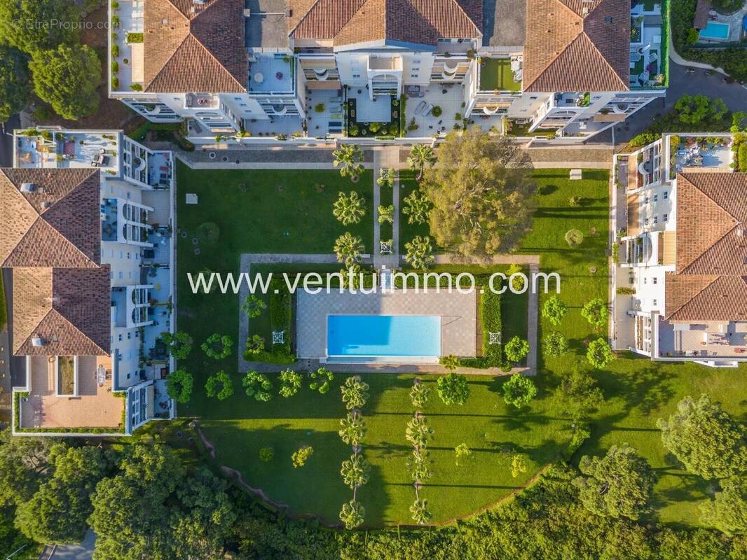 Appartement à LE CANNET