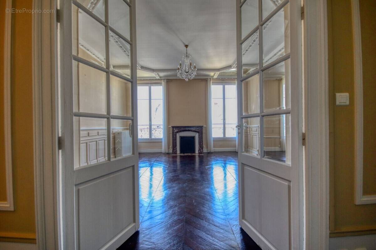 Appartement à VICHY