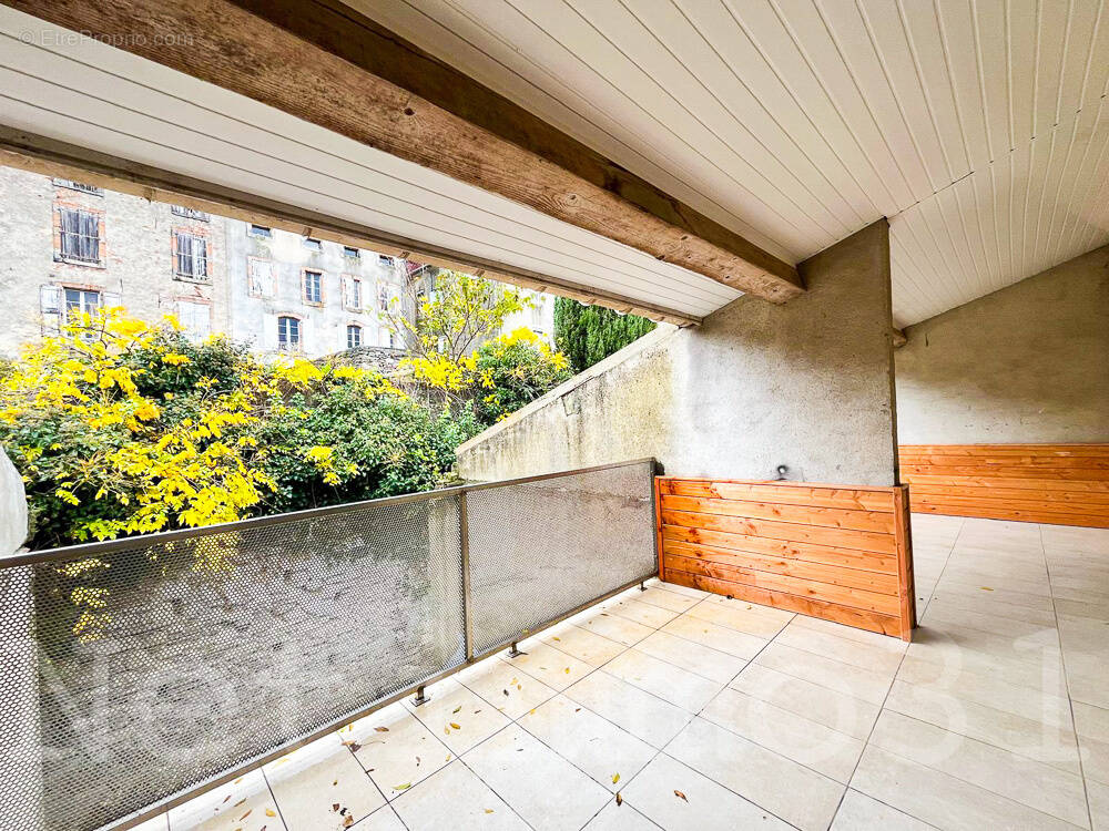 Appartement à PUYLAURENS