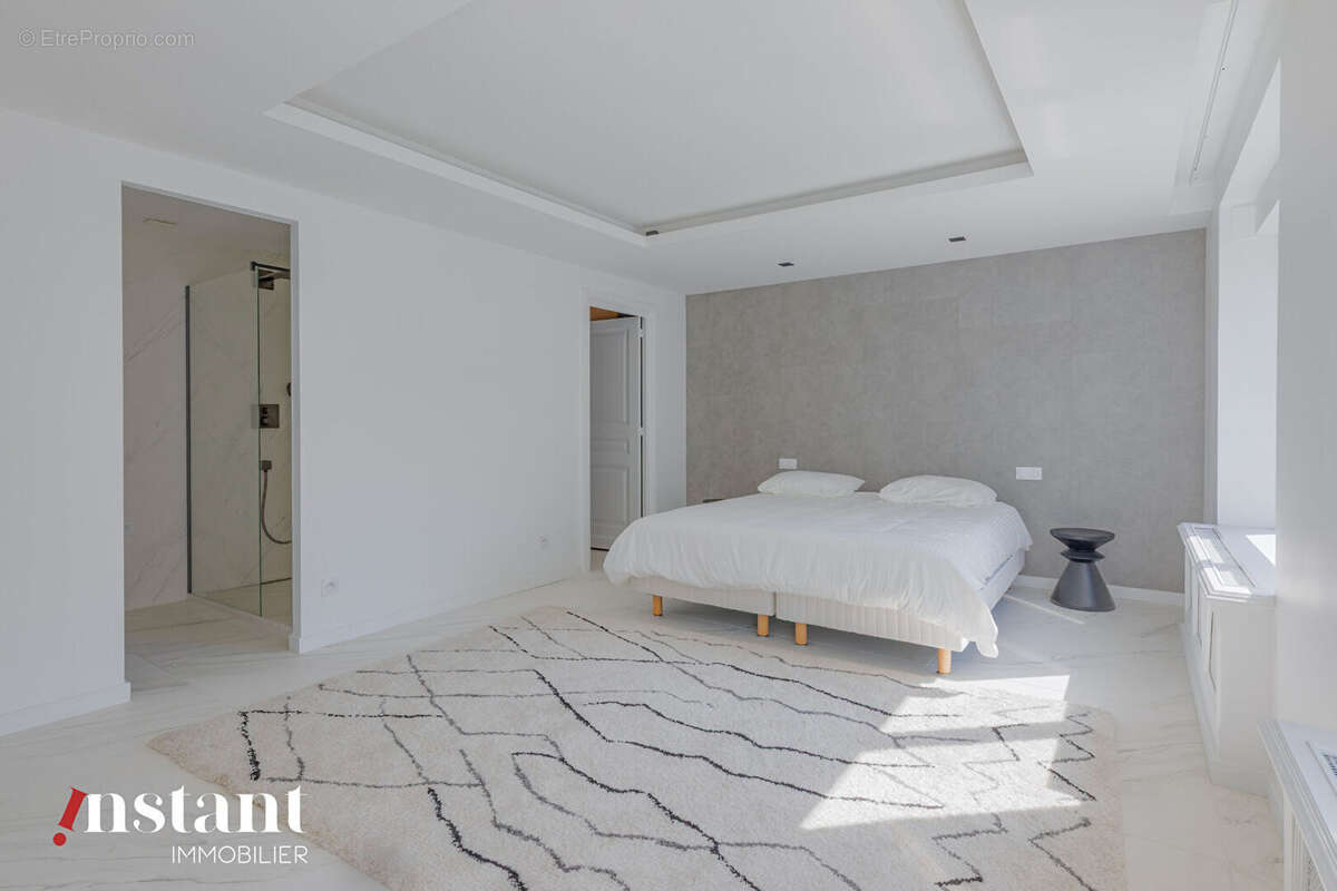 Appartement à LYON-6E