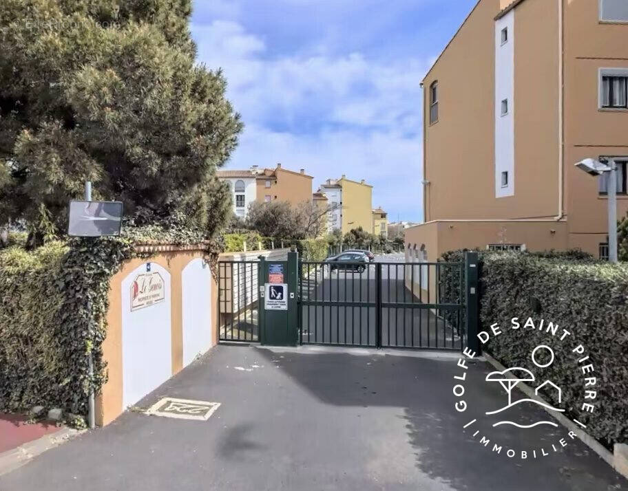 Parking à AGDE