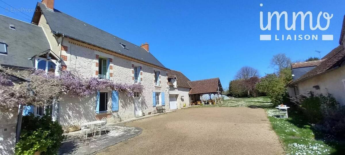 Maison à VINEUIL