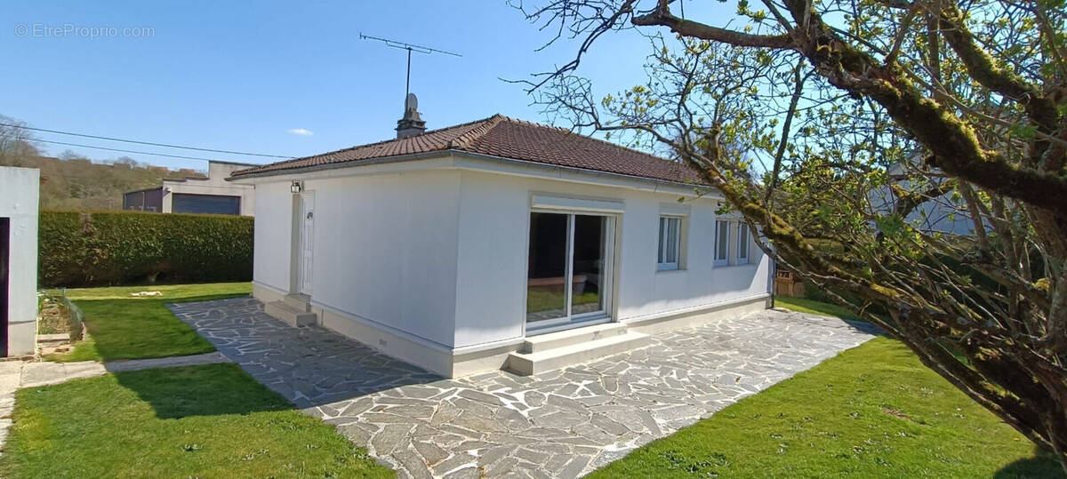 Maison à AMBLAINVILLE