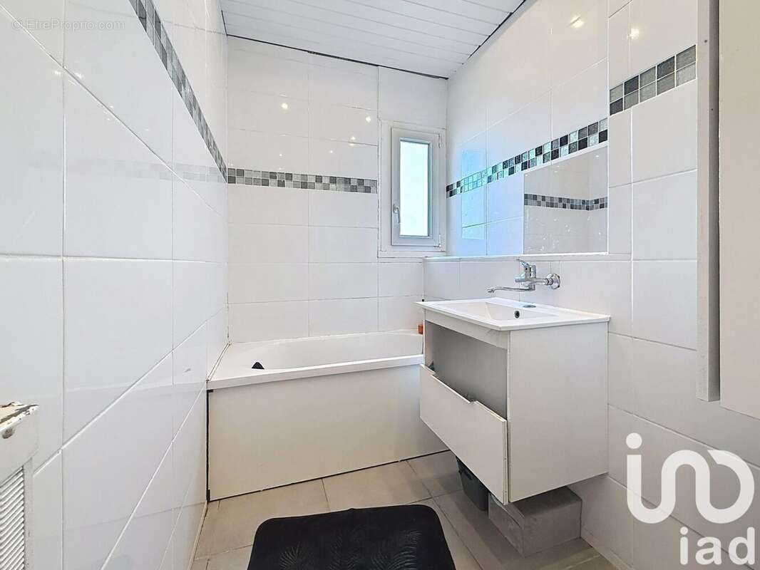 Photo 6 - Appartement à LE PONT-DE-CLAIX